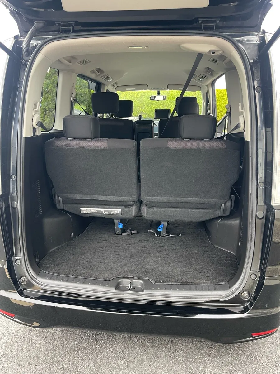 Perfect condition 8 seater Automatic New nct - Image 4