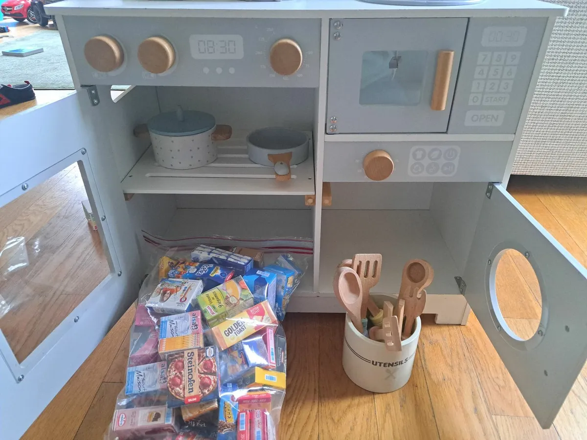Kids wooden kitchen - Image 3
