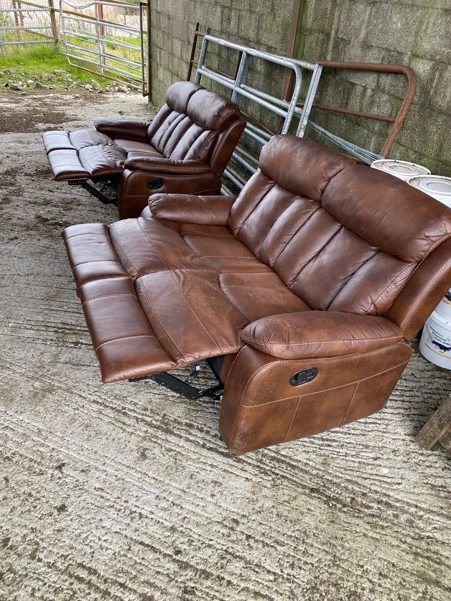Leather recliner two seater armchairs - Image 2