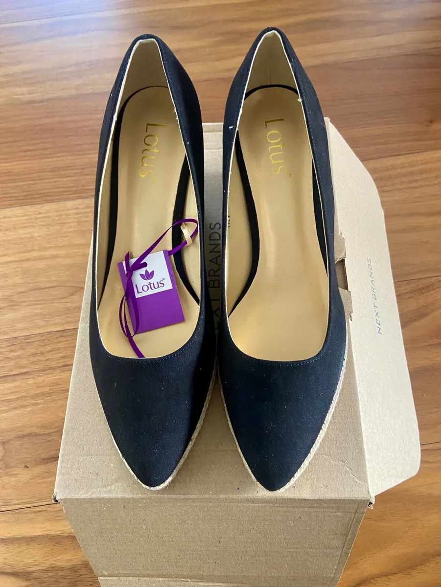 Shoes - Image 2