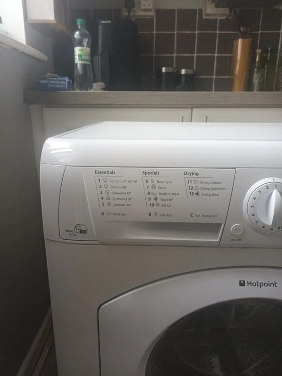 Hotpoint Washer Dryer - Image 3