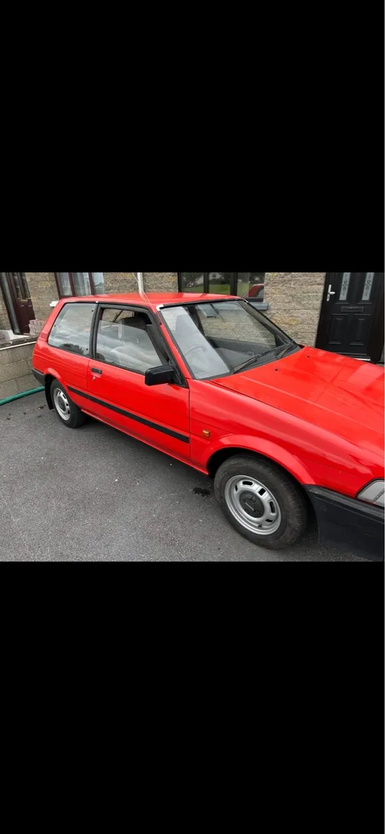 Toyota Corolla DX. Peugeot 205, - Image 3