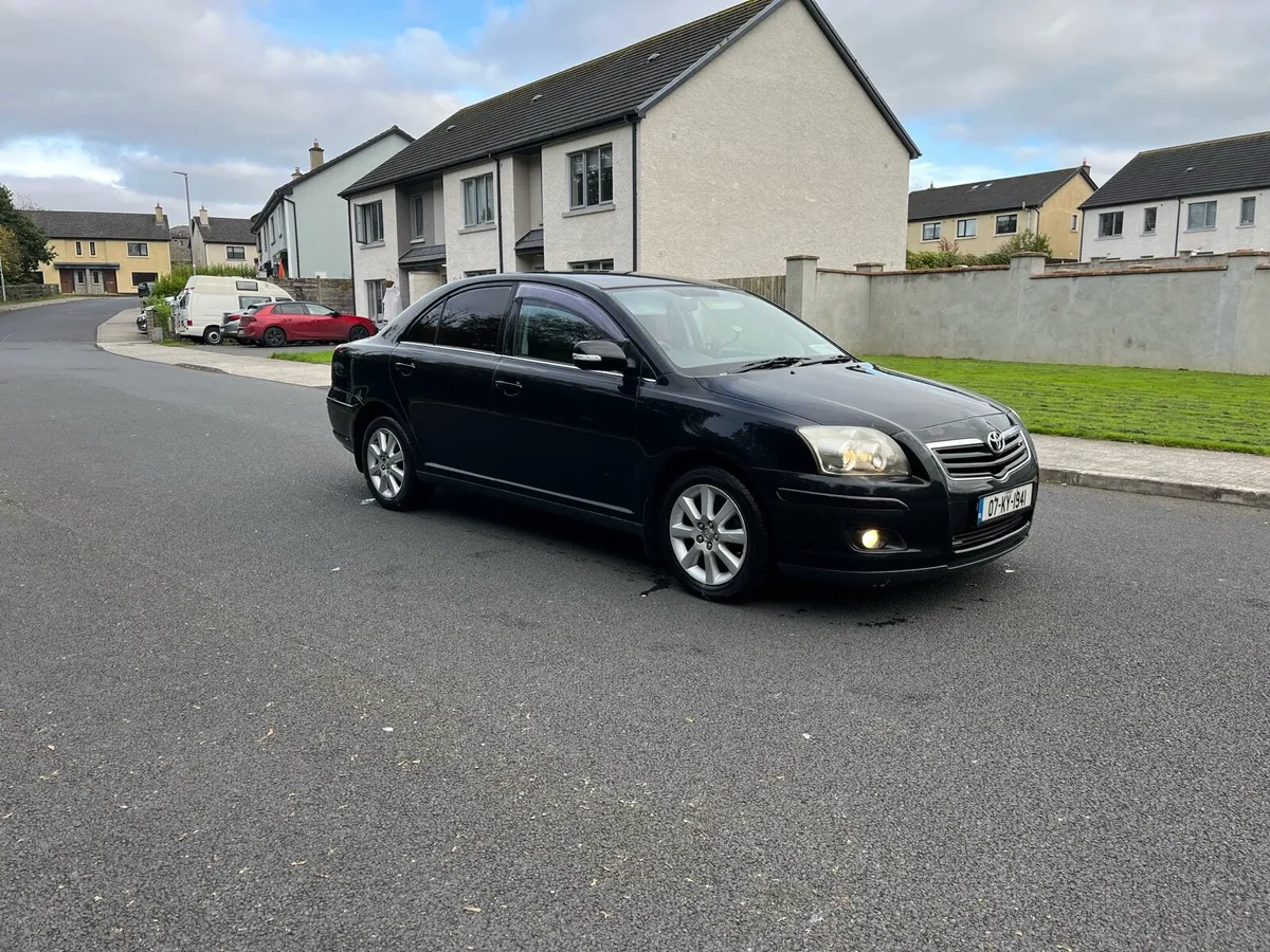 Toyota avensis (new nct+2 months tax) - Image 1