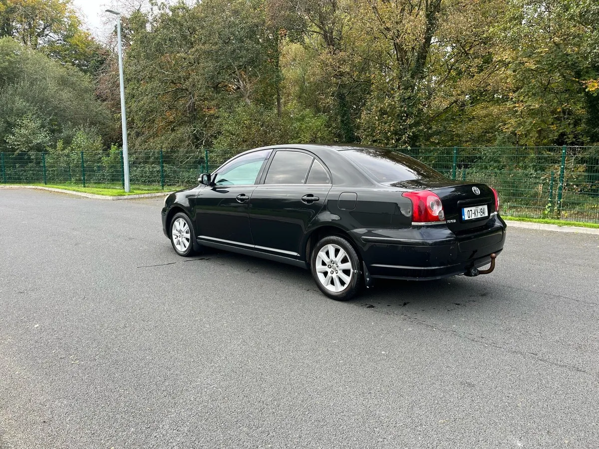 Toyota avensis (new nct+2 months tax) - Image 4