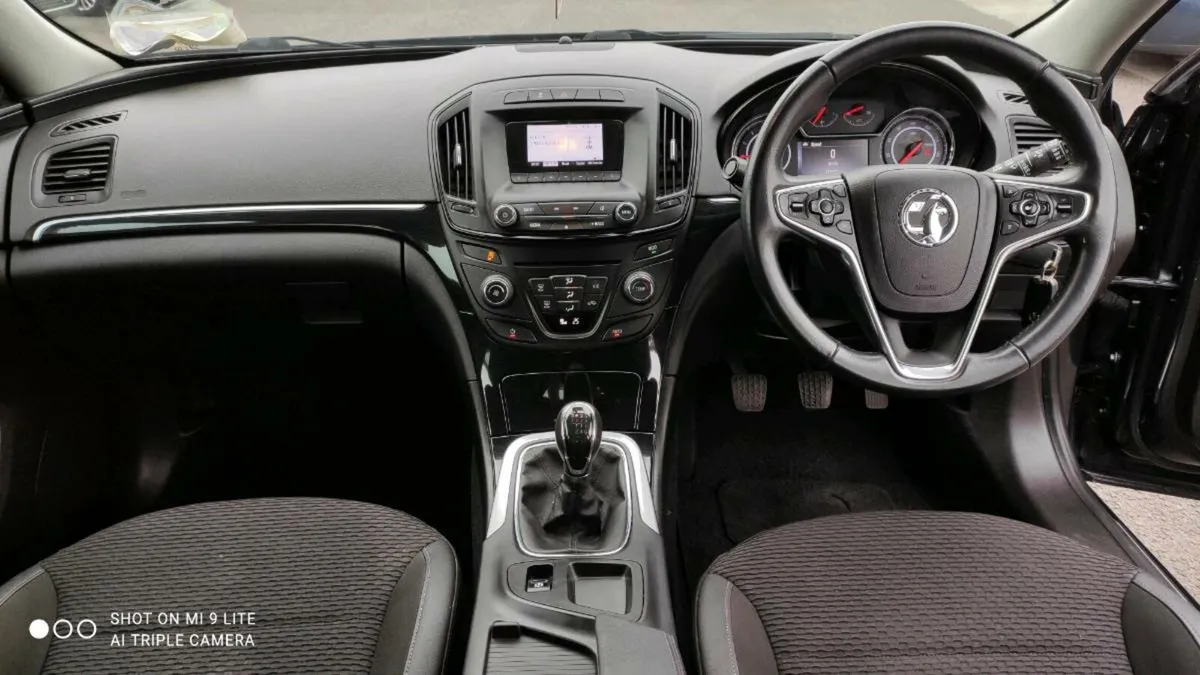 Opel Insignia - Image 4