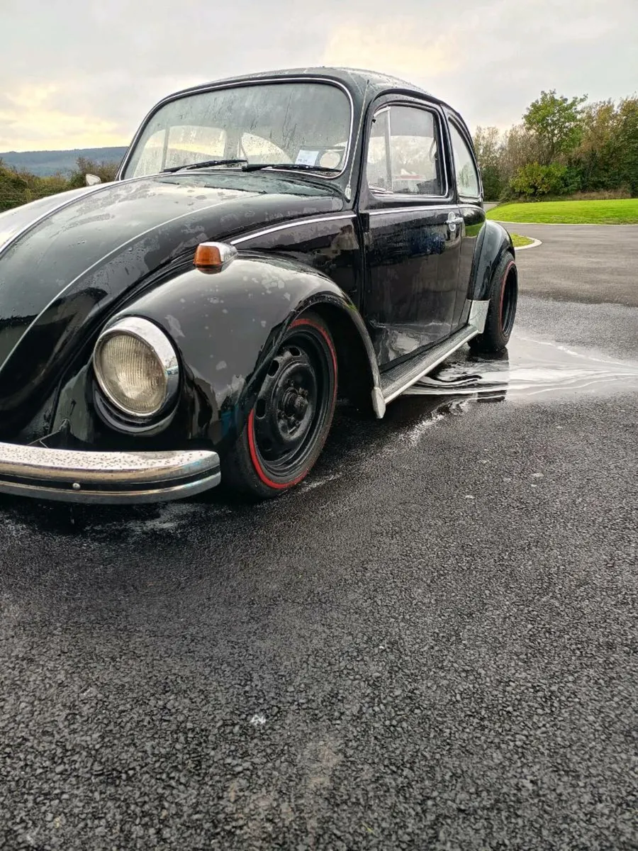 VW beetle - Image 2