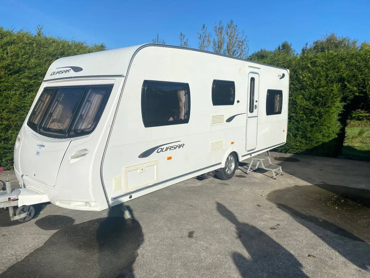 2014 Lunar Quasar 546- 6 Berth - Image 1