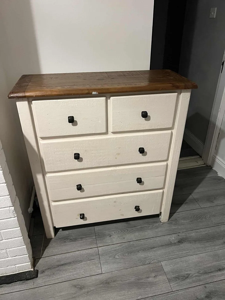 Chest of drawers & bedside locker - Image 1