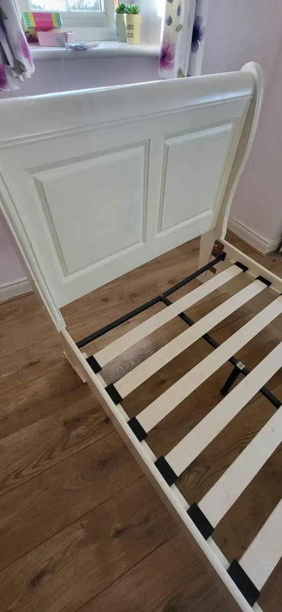 Single sleigh bed - Image 2
