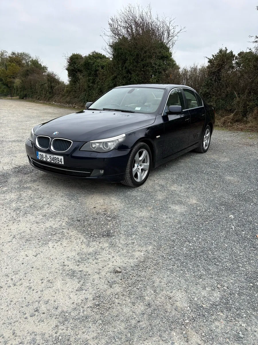 BMW 520d automatic business edition lci - Image 1