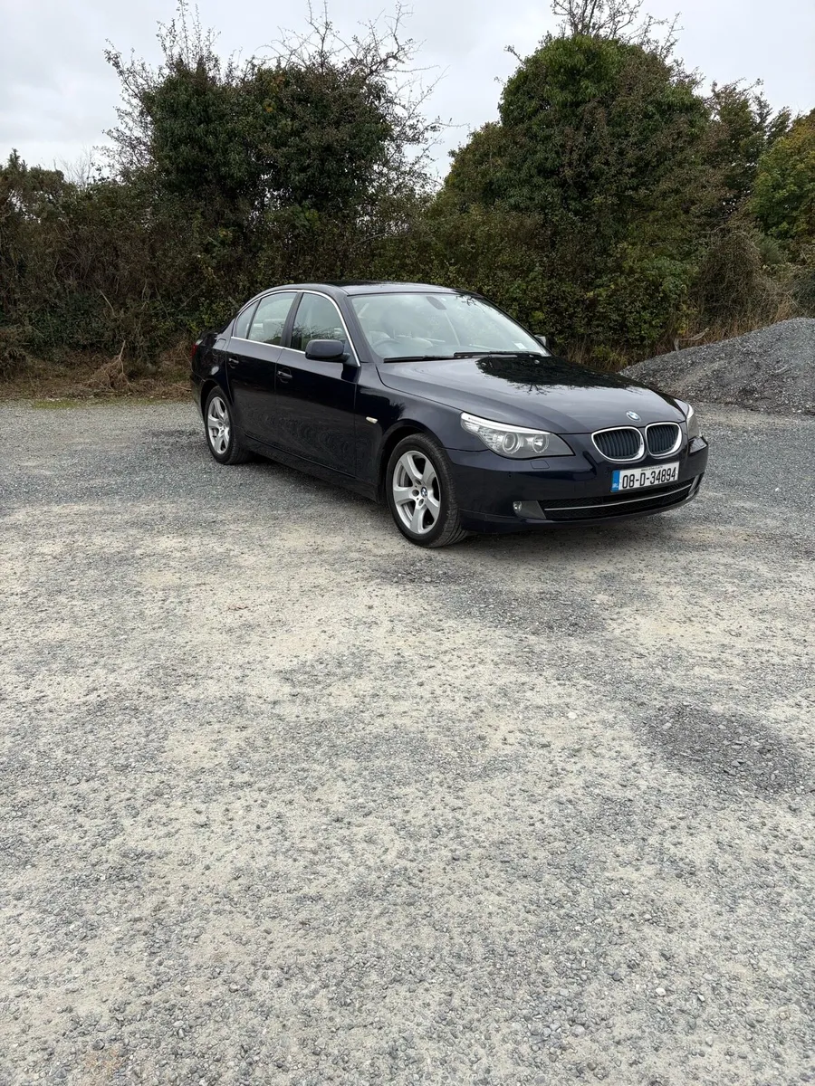 BMW 520d automatic business edition lci - Image 2