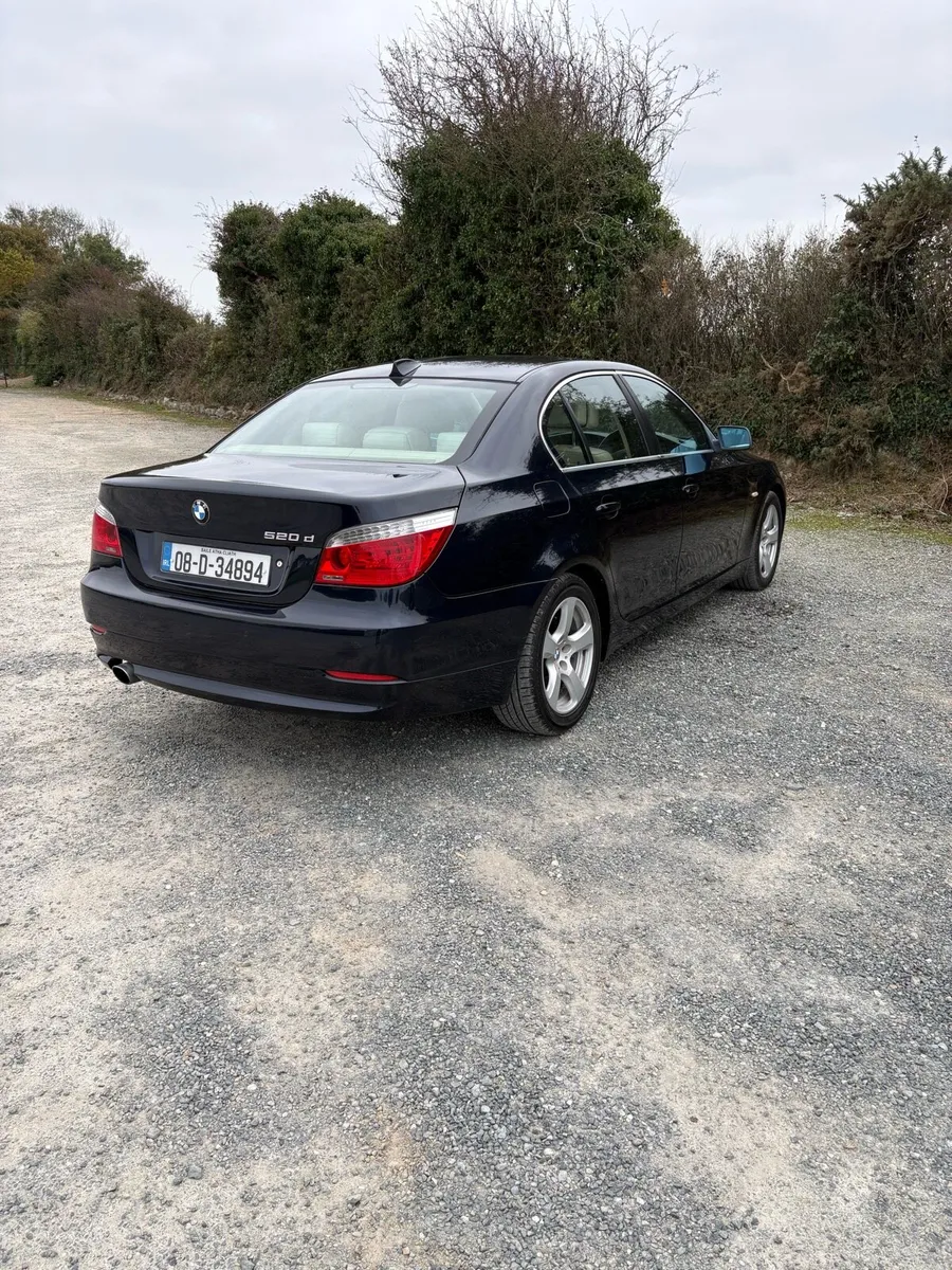 BMW 520d automatic business edition lci - Image 3