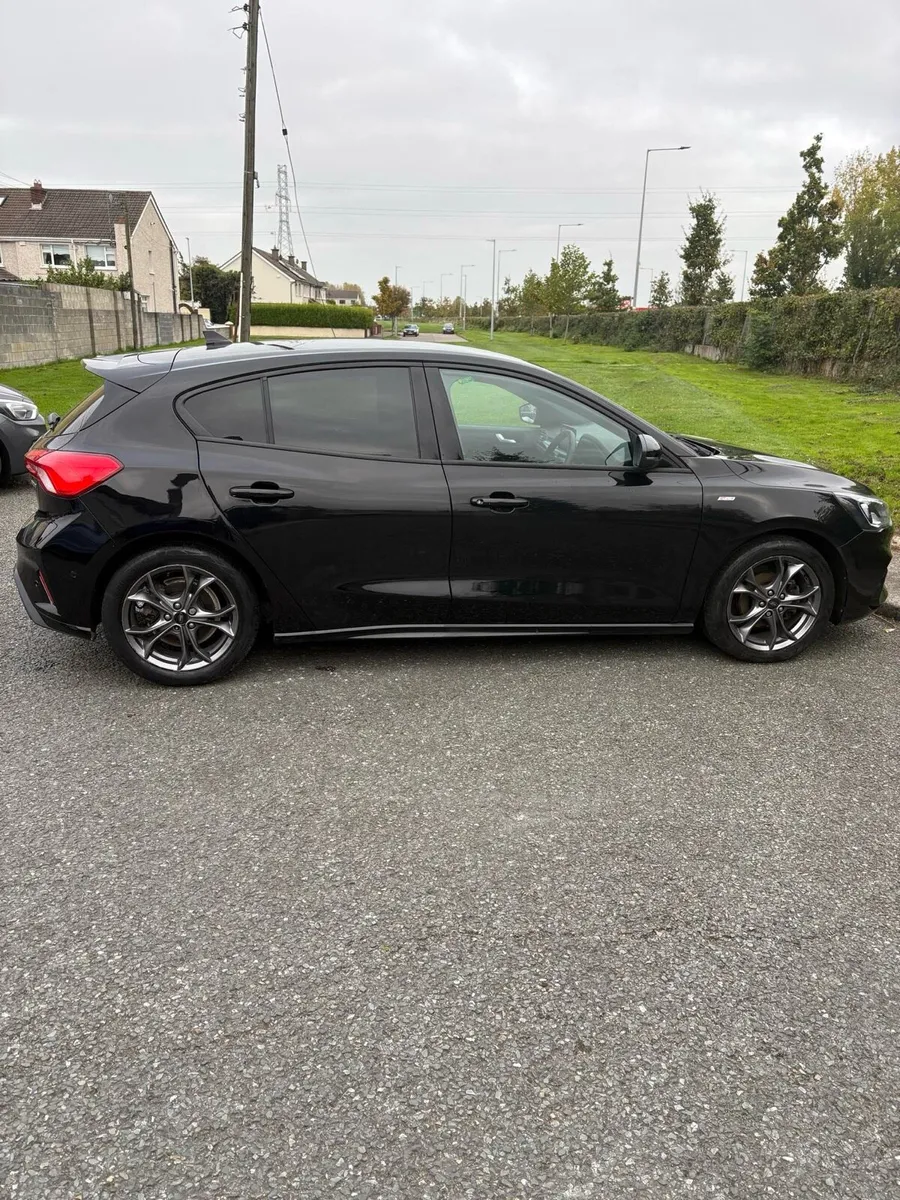 Ford focus - Image 2