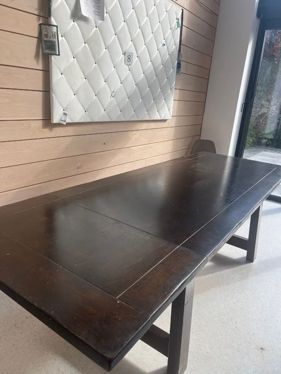 Dining table - Image 3