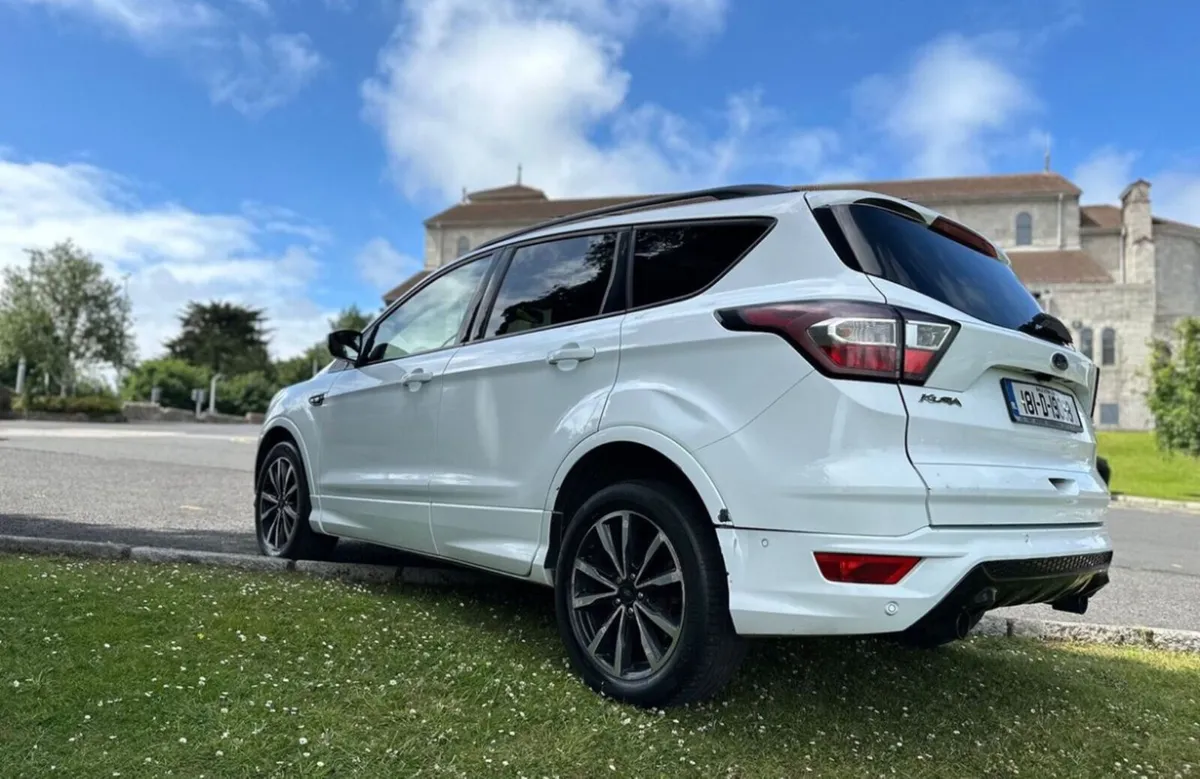 Ford Kuga st-line 2018 - Image 4