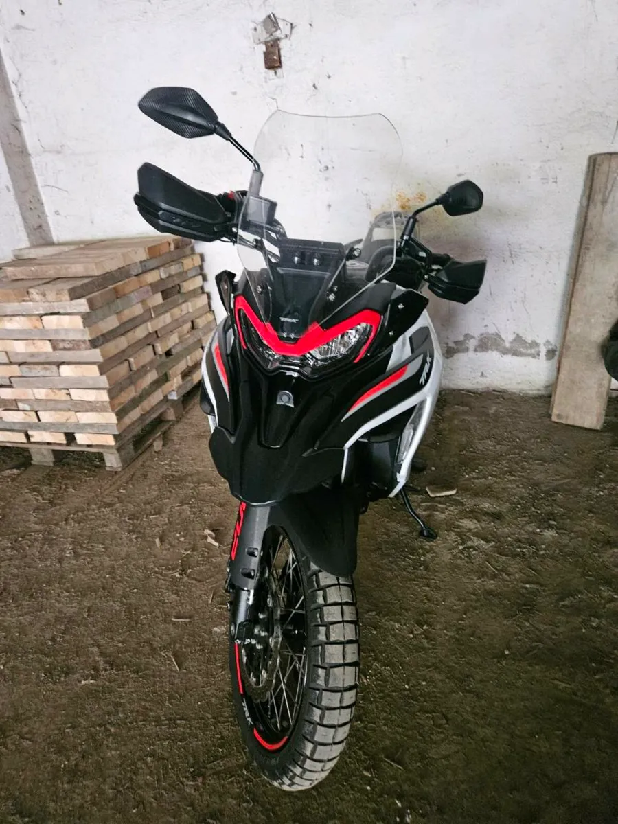 Motorcycle - Image 4