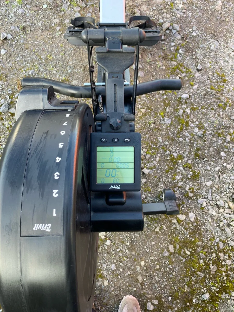 Rowing machine - Image 3