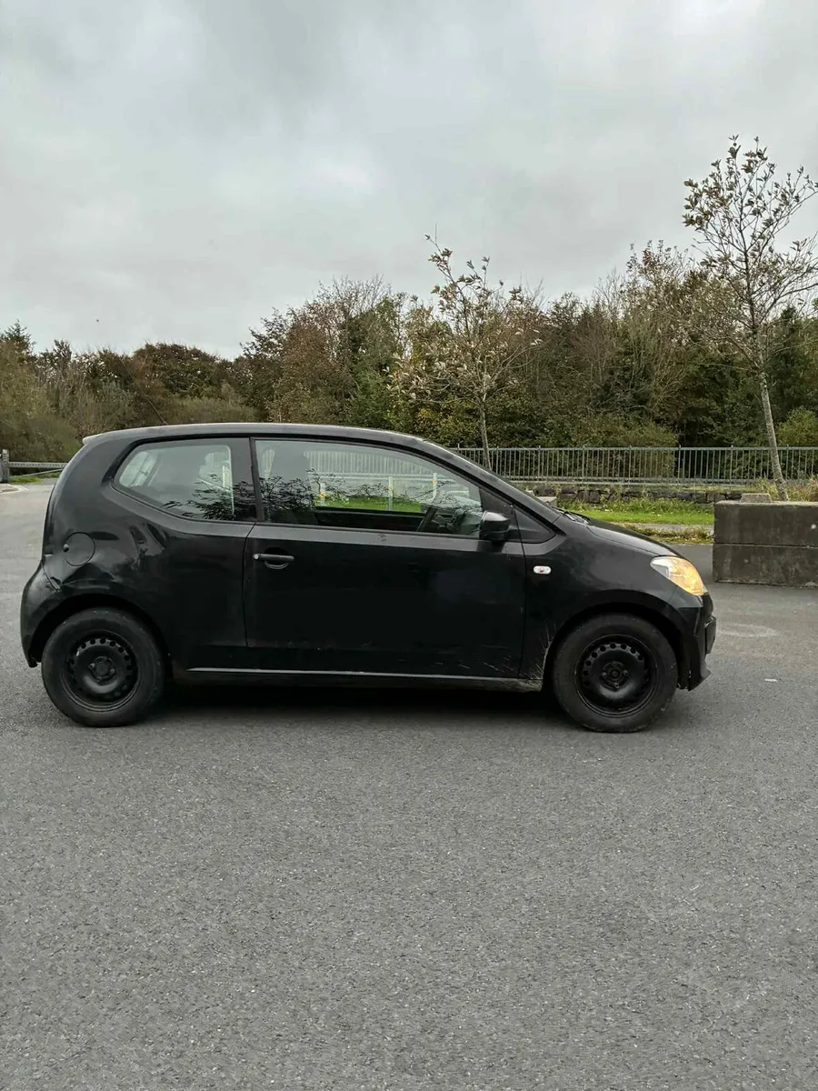 volkswagen up! Drive very good body is rough - Image 3
