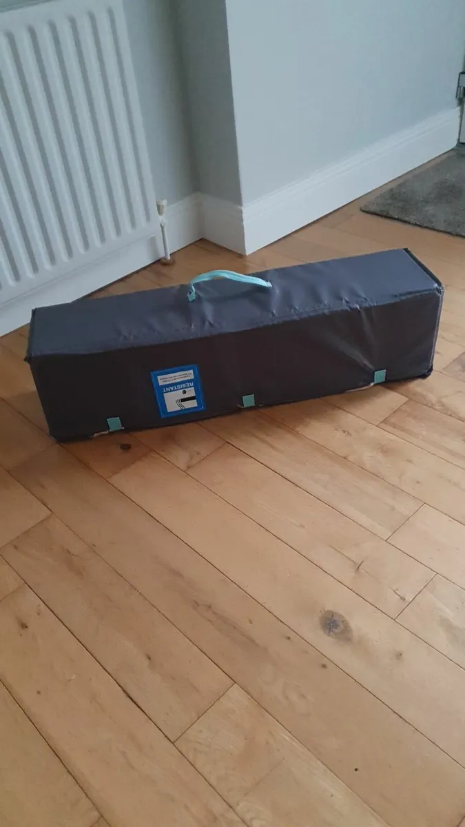 Travel Cot - Image 2