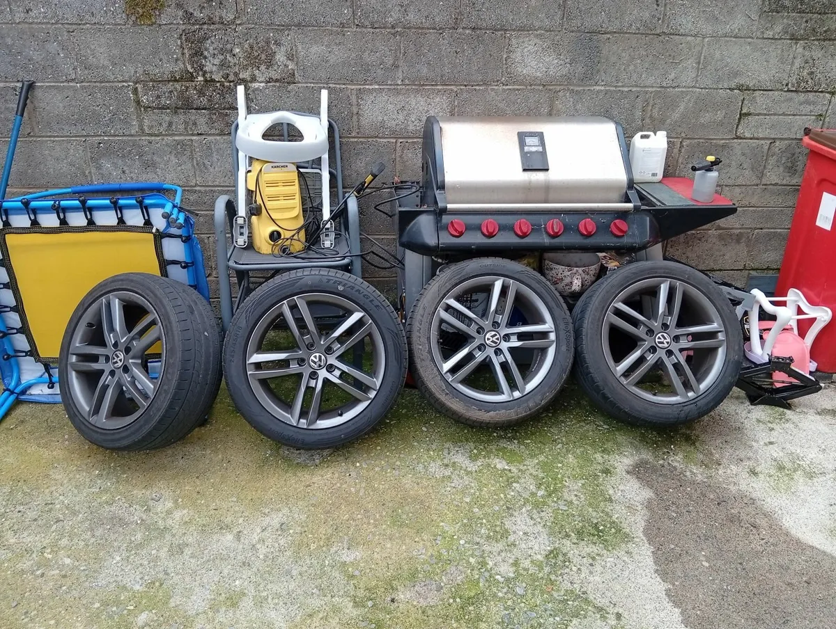 19 inch alloy wheels €350 - Image 1