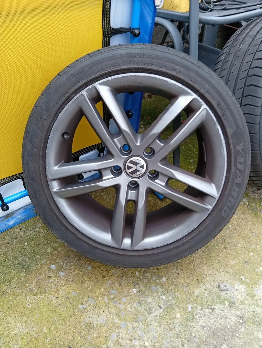 19 inch alloy wheels €350 - Image 2