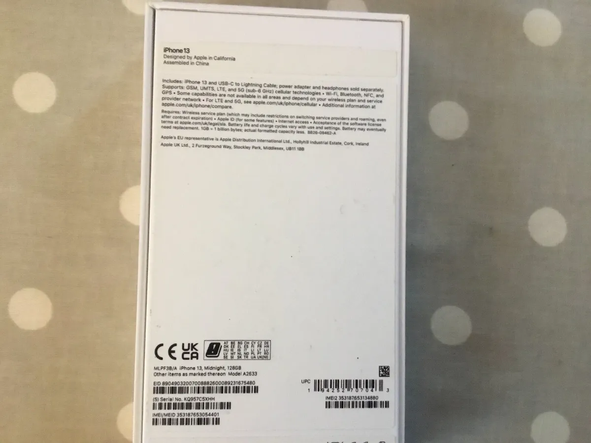 iPhone 13 - Image 2