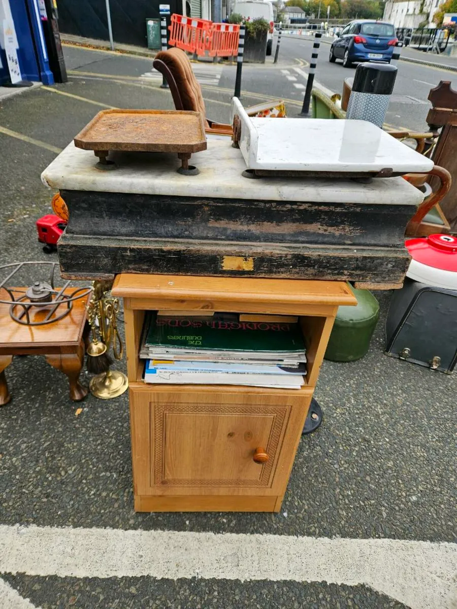 Vintage Antique Shop Weighing Scales - Image 2