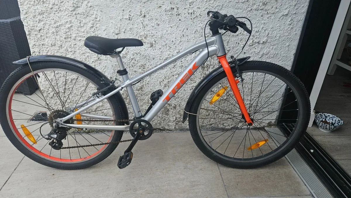 kids bicycle (age 9 - 12)