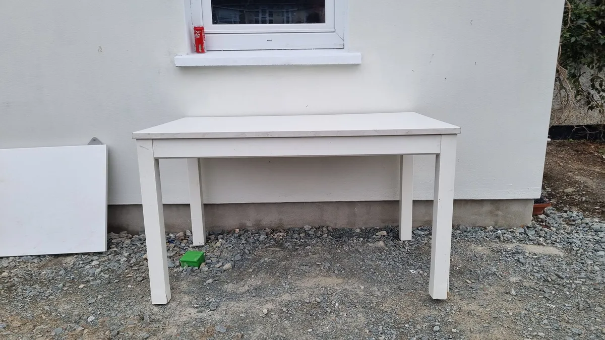 Kitchen Table - Image 1