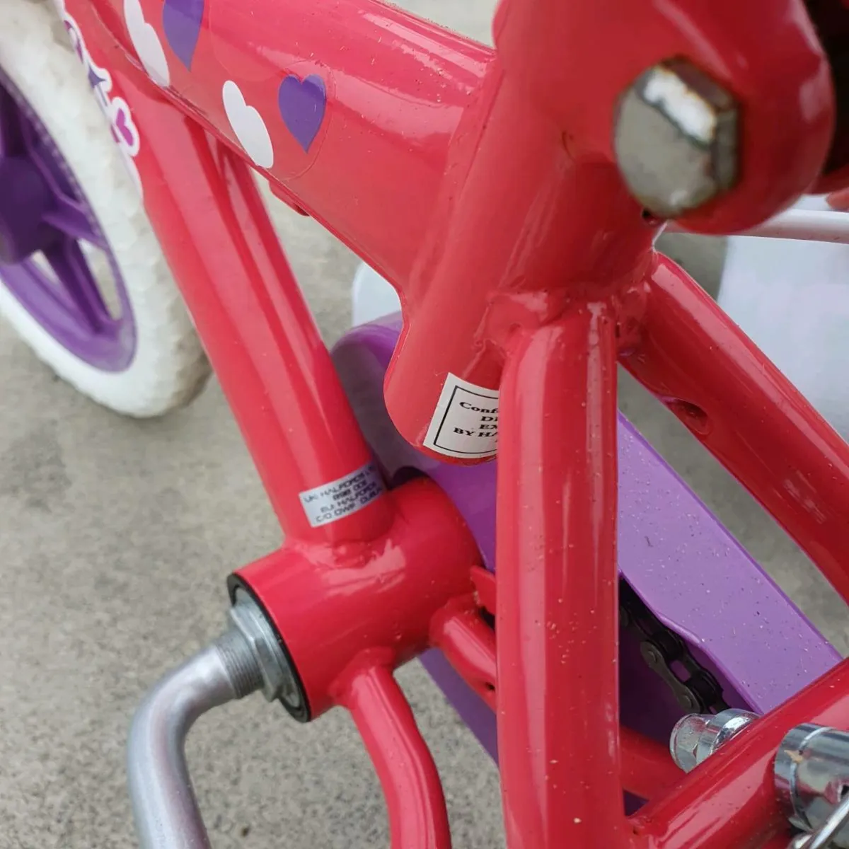 Kids 12inch bike - Image 2