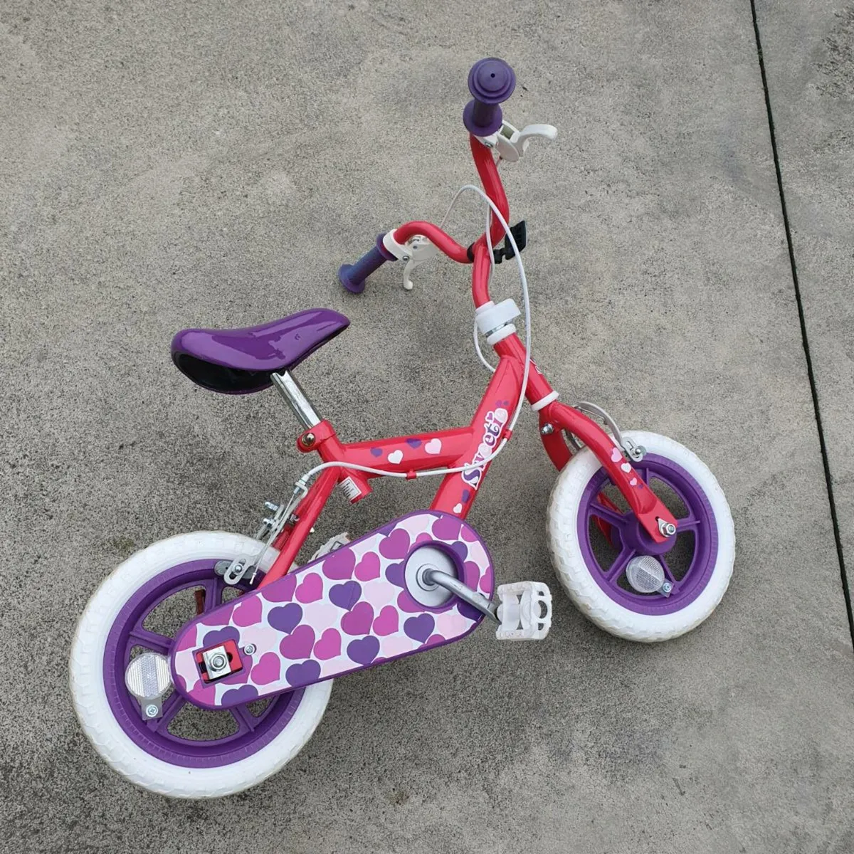 Kids 12inch bike - Image 1
