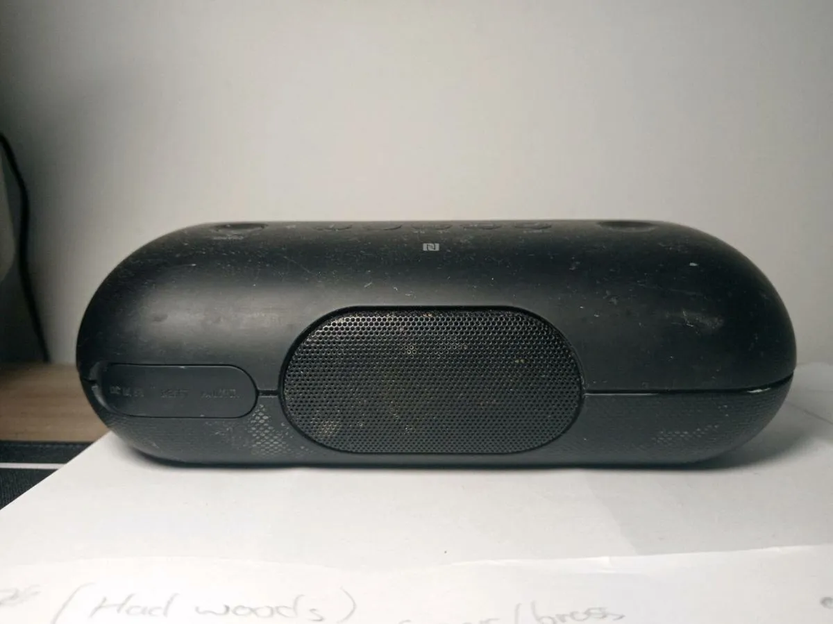 Sony speaker - Image 2