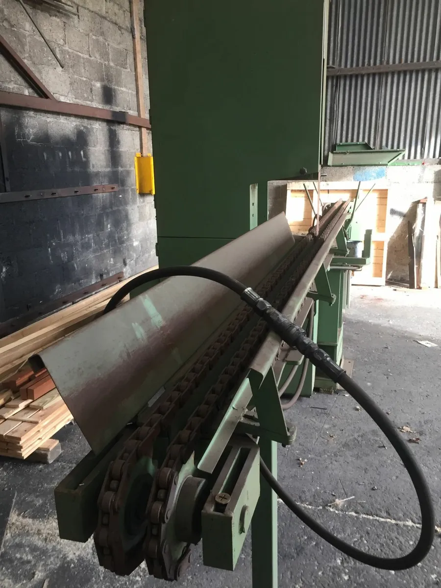 Log splitting saw - Image 1