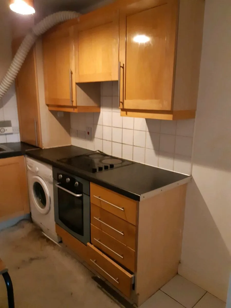 Free Kitchen - Image 1