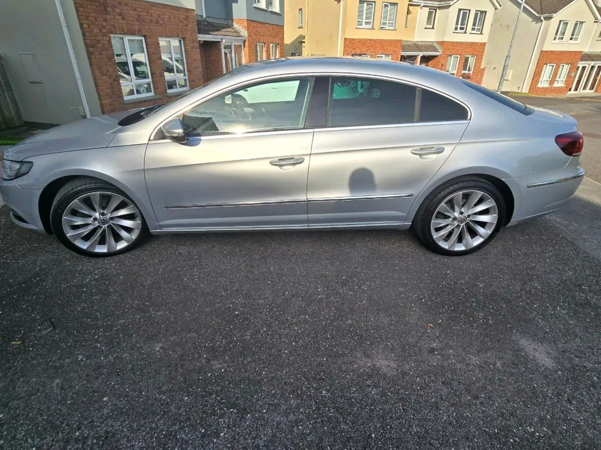 Car - Image 3