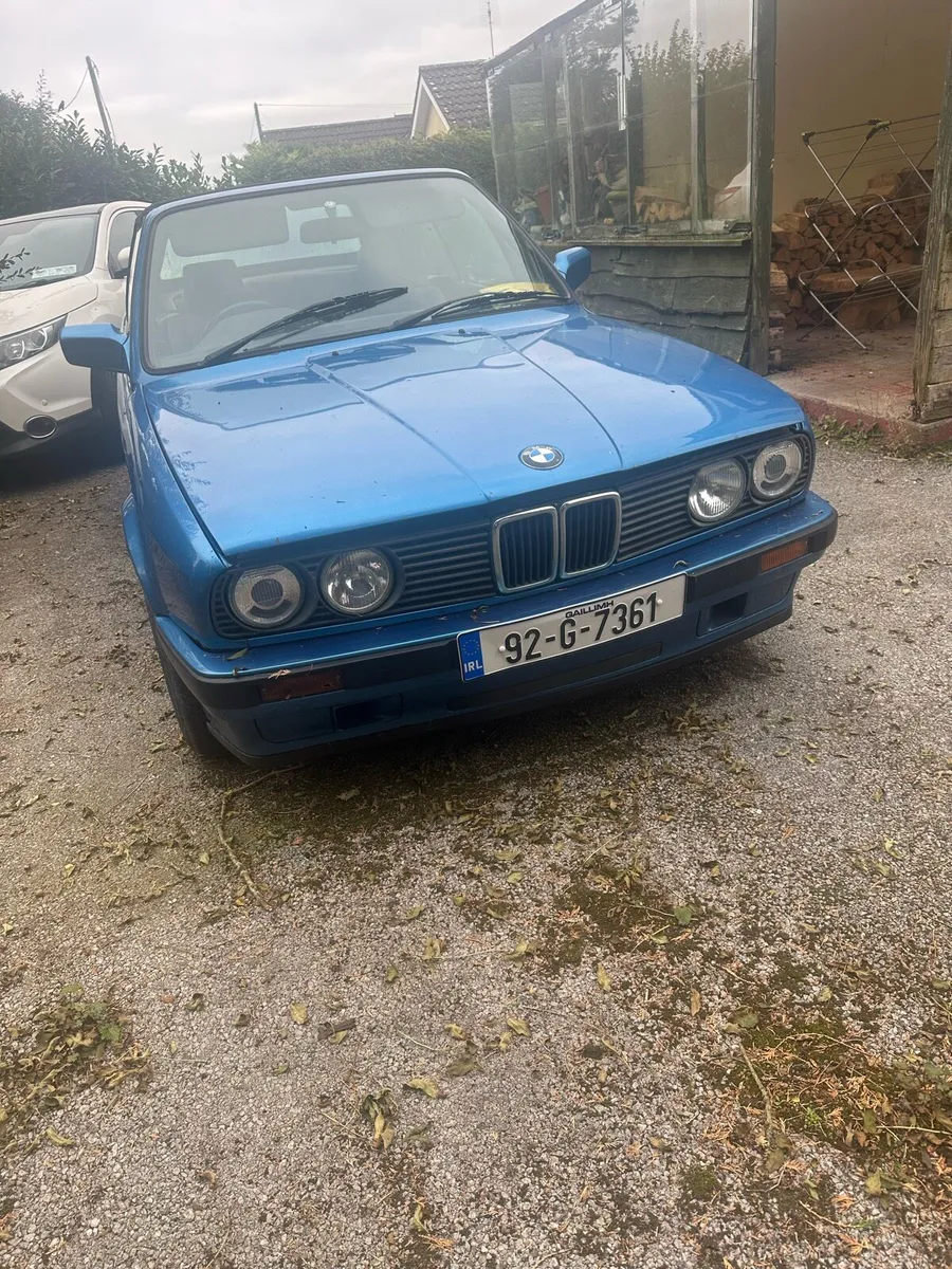 BMW 318 convertible - Image 1