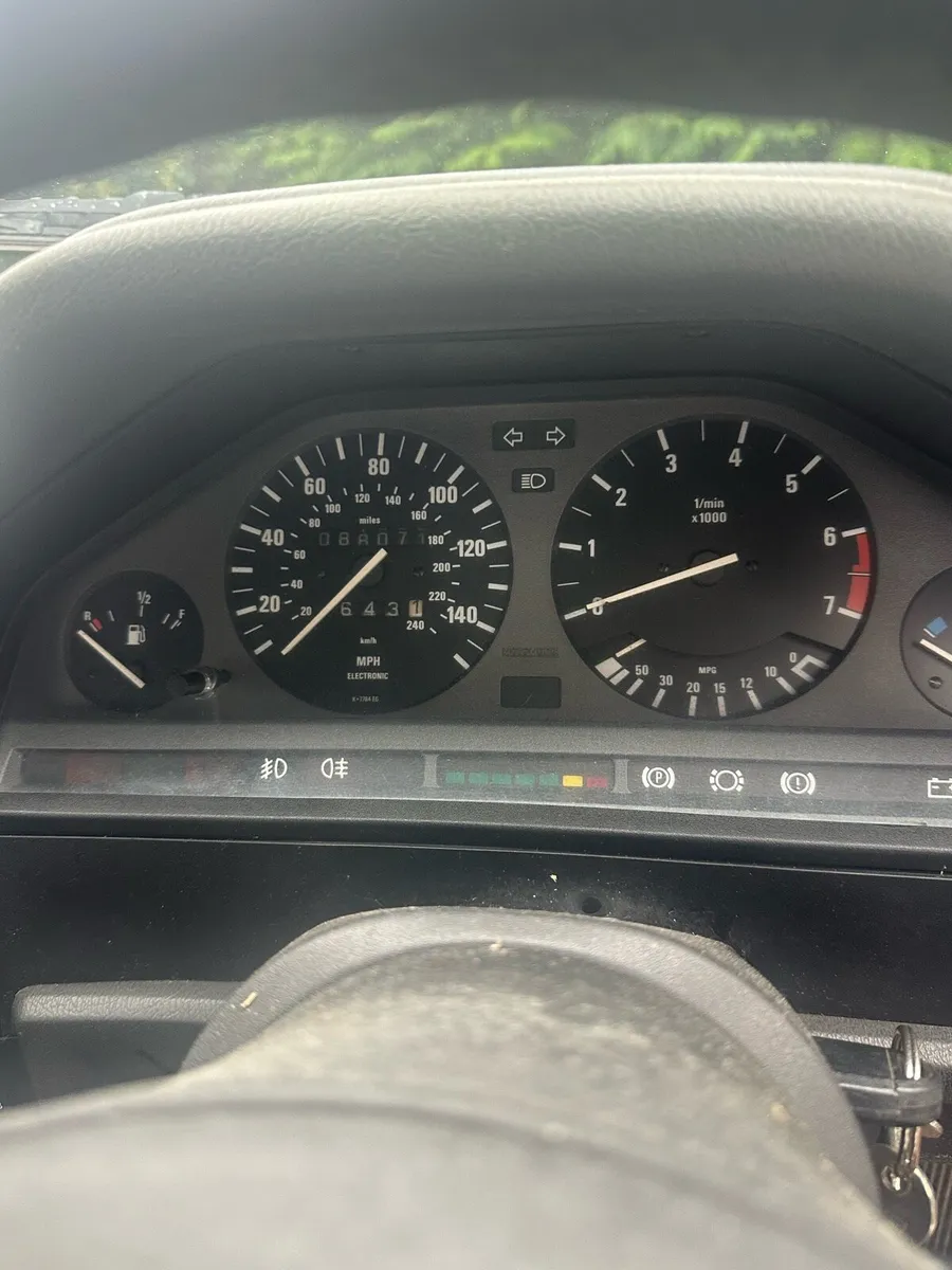 BMW 318 convertible - Image 3
