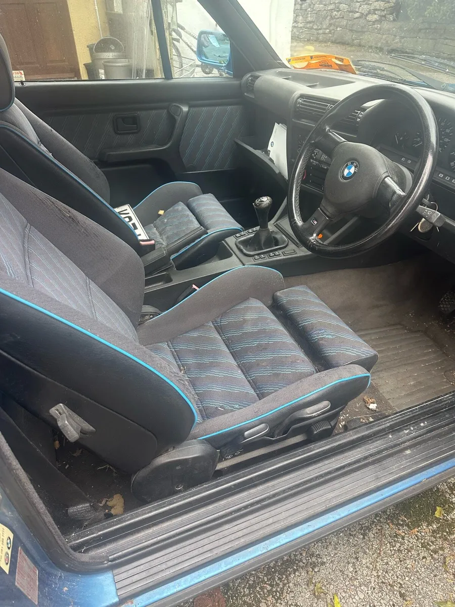 BMW 318 convertible - Image 4