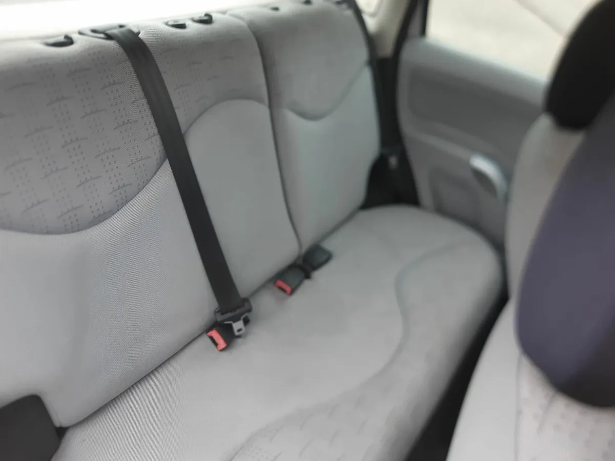 Citroen C3 2004 - Image 2
