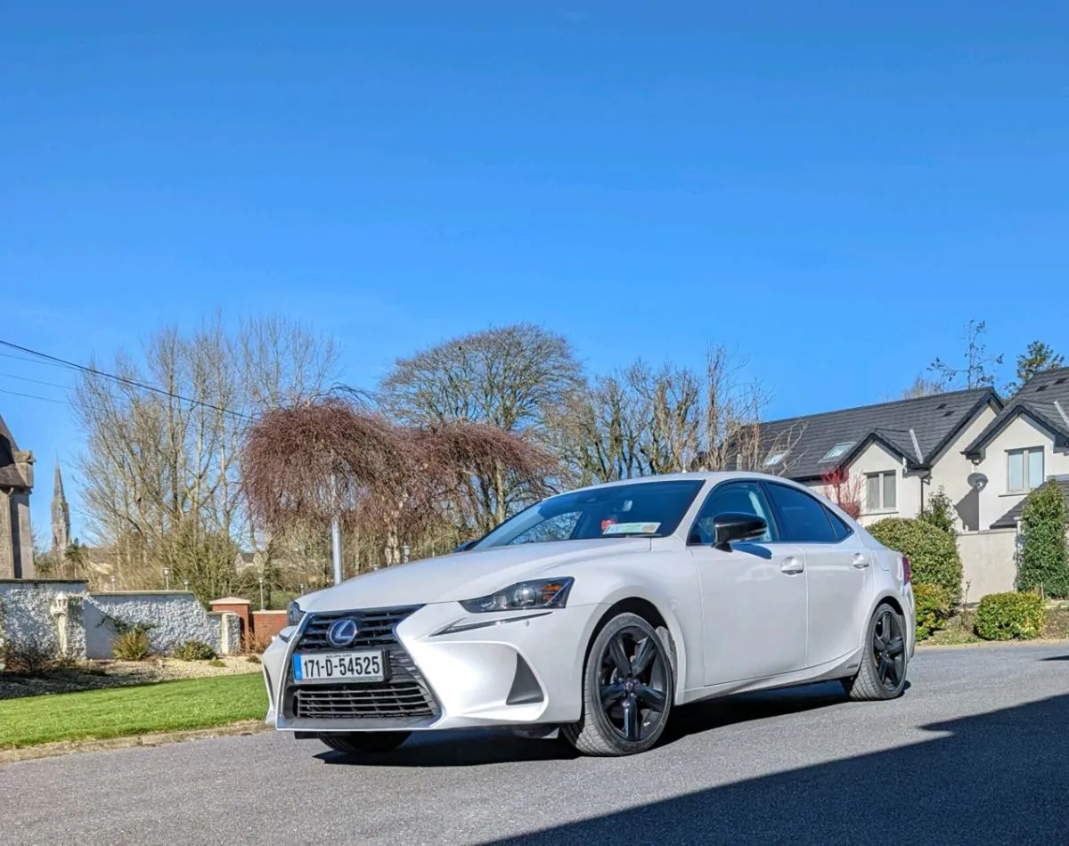 2017 Lexus IS 300H 2.5 Sport CVT 4DR - Image 2