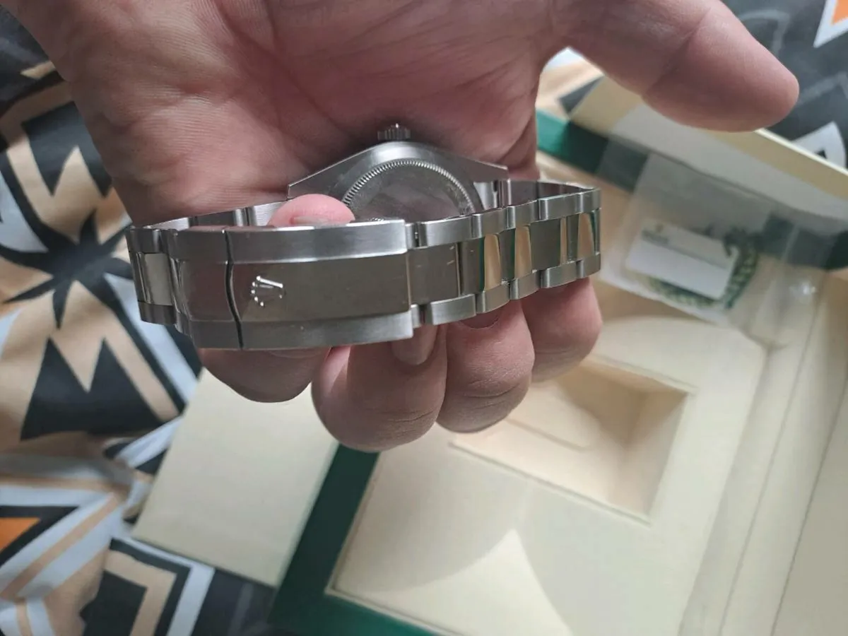 2023 rolex blue dial skydweller oyster bracelet - Image 3