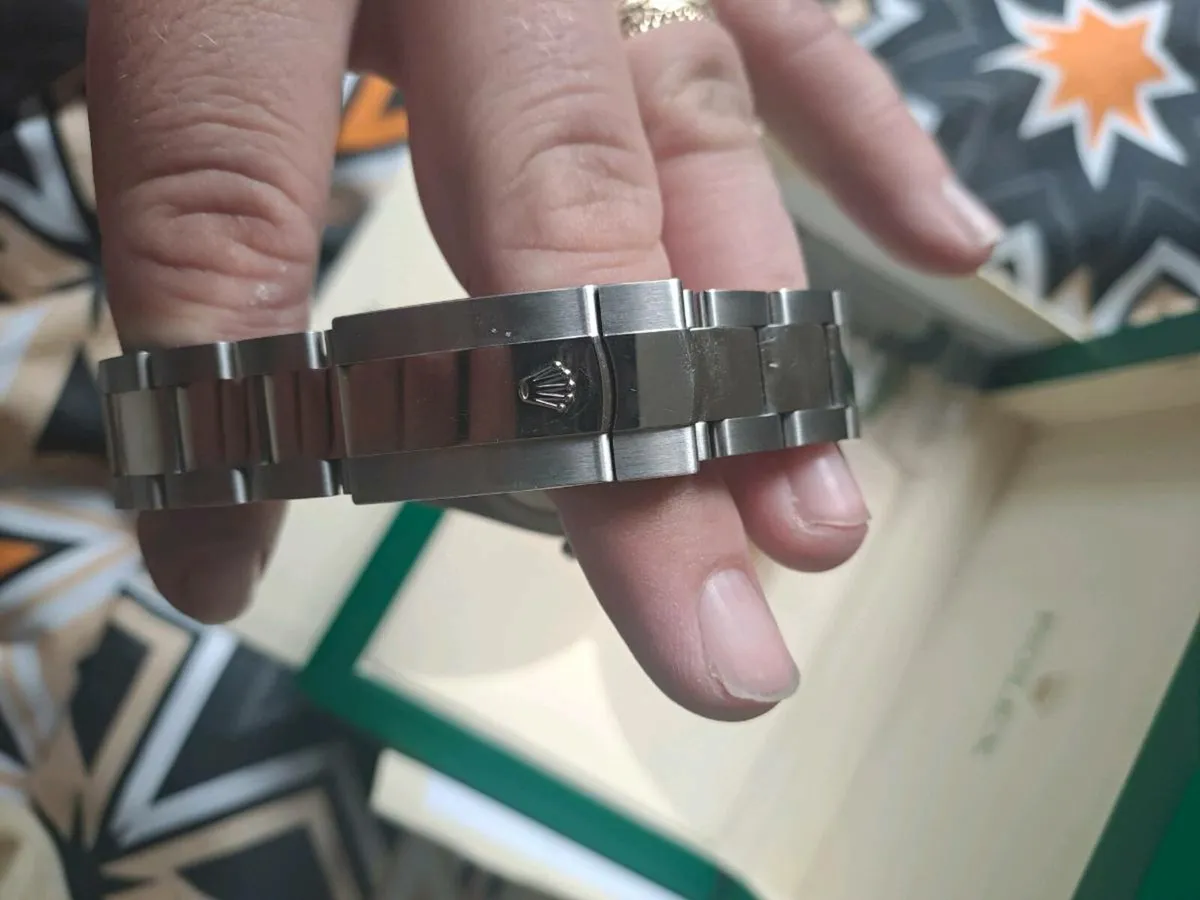 2023 rolex blue dial skydweller oyster bracelet - Image 4