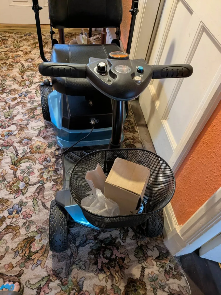 Drive Hw007 foldable Mobility Scooter. - Image 2