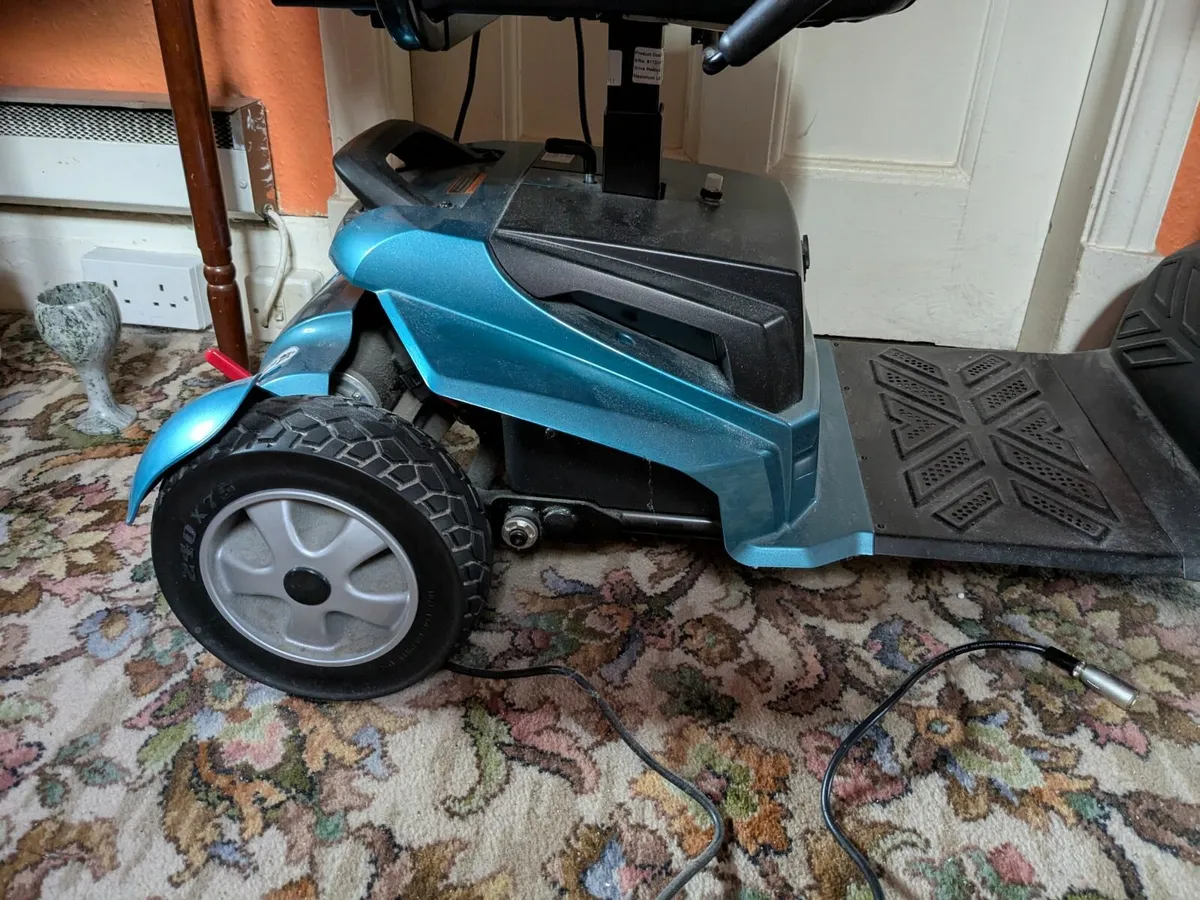 Drive Hw007 foldable Mobility Scooter. - Image 3