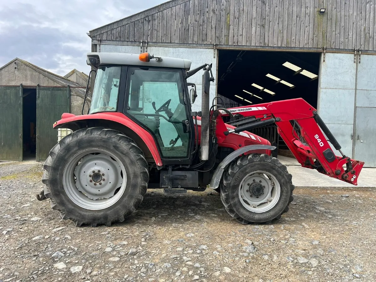 MASSEY FERGUSON 5445 Dyna4 - Image 3