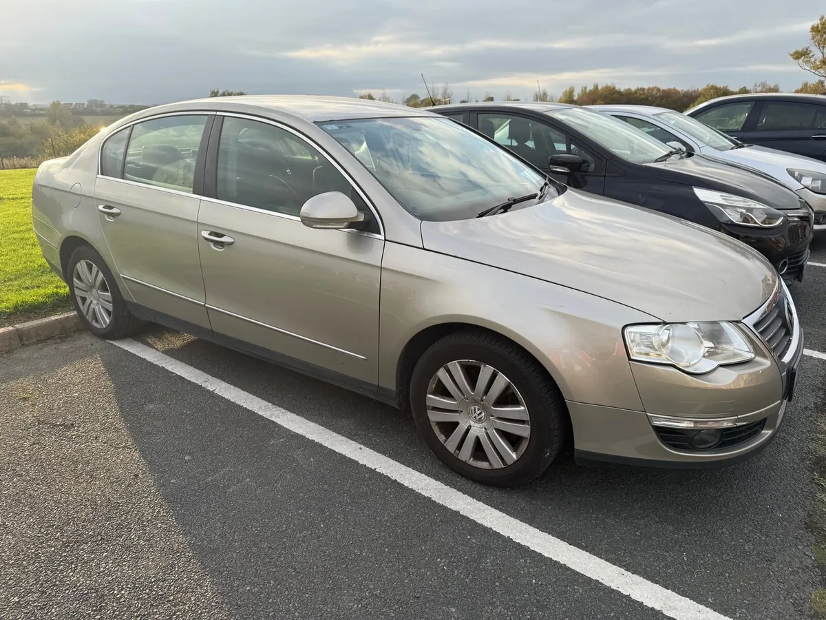 VW Passat - Image 1