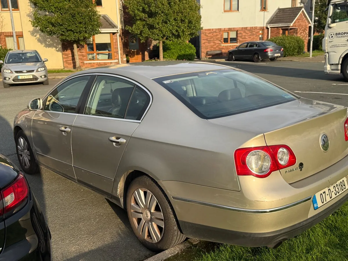 VW Passat - Image 4