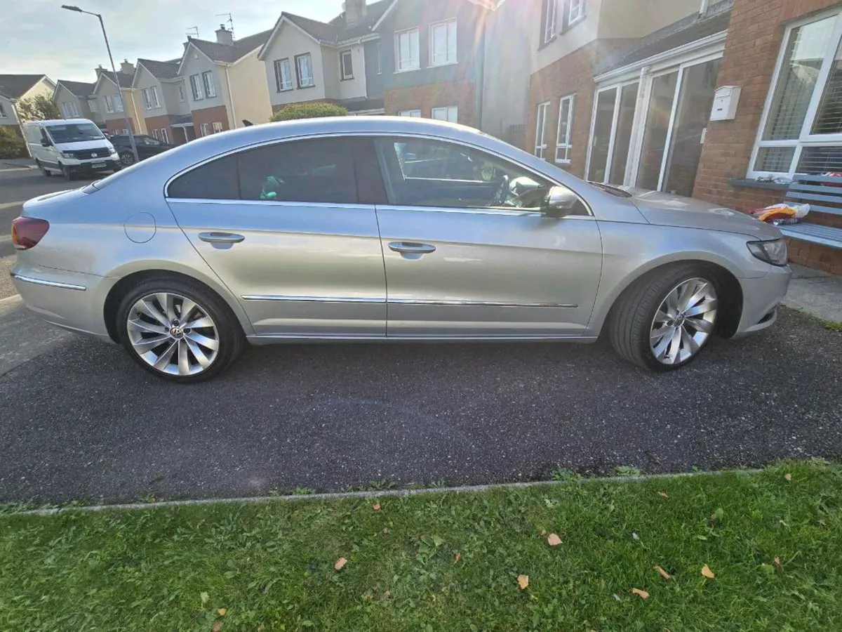 Car - Image 4