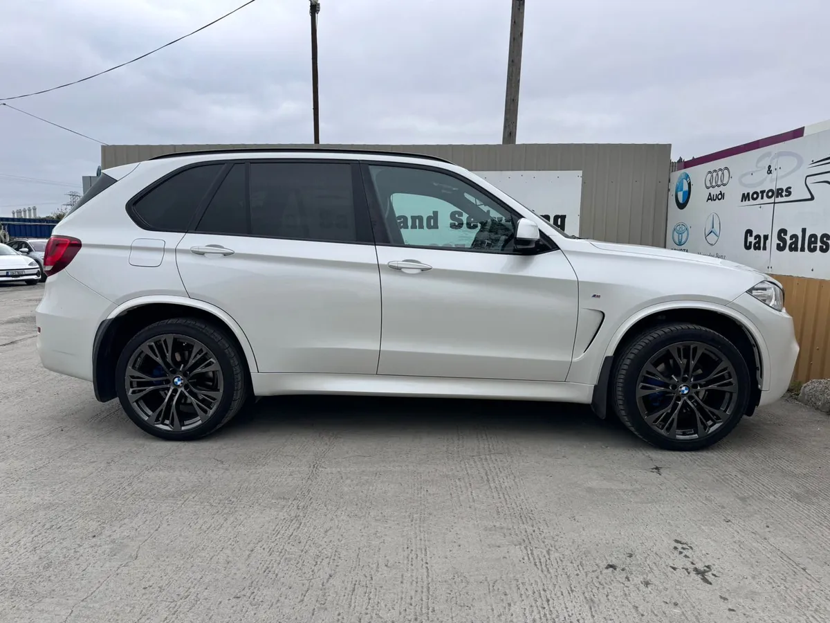 152 BMW X5 25D M-Sport 7 Seater Low Miles - Image 4