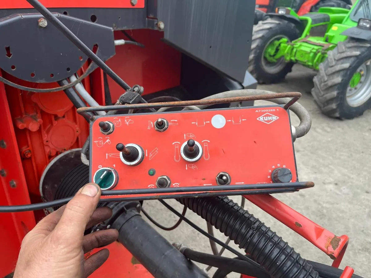 KUHN - Image 3